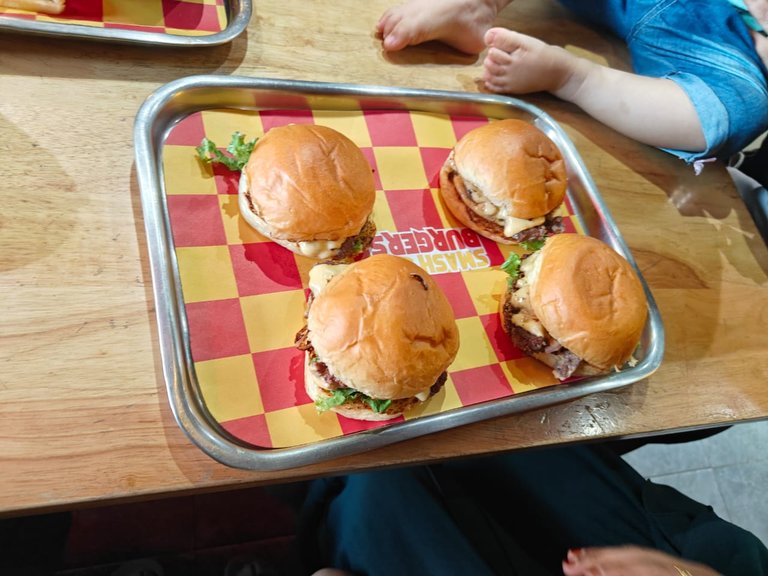 From Burgers to Biryani, A Family Outing Full of Flavors (and a Few Letdowns)