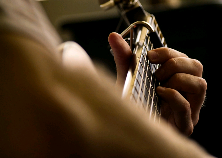 Vibes Web3 Music Competition Week 37. A Review of a cover by @the-lead titled "You are the reason" 