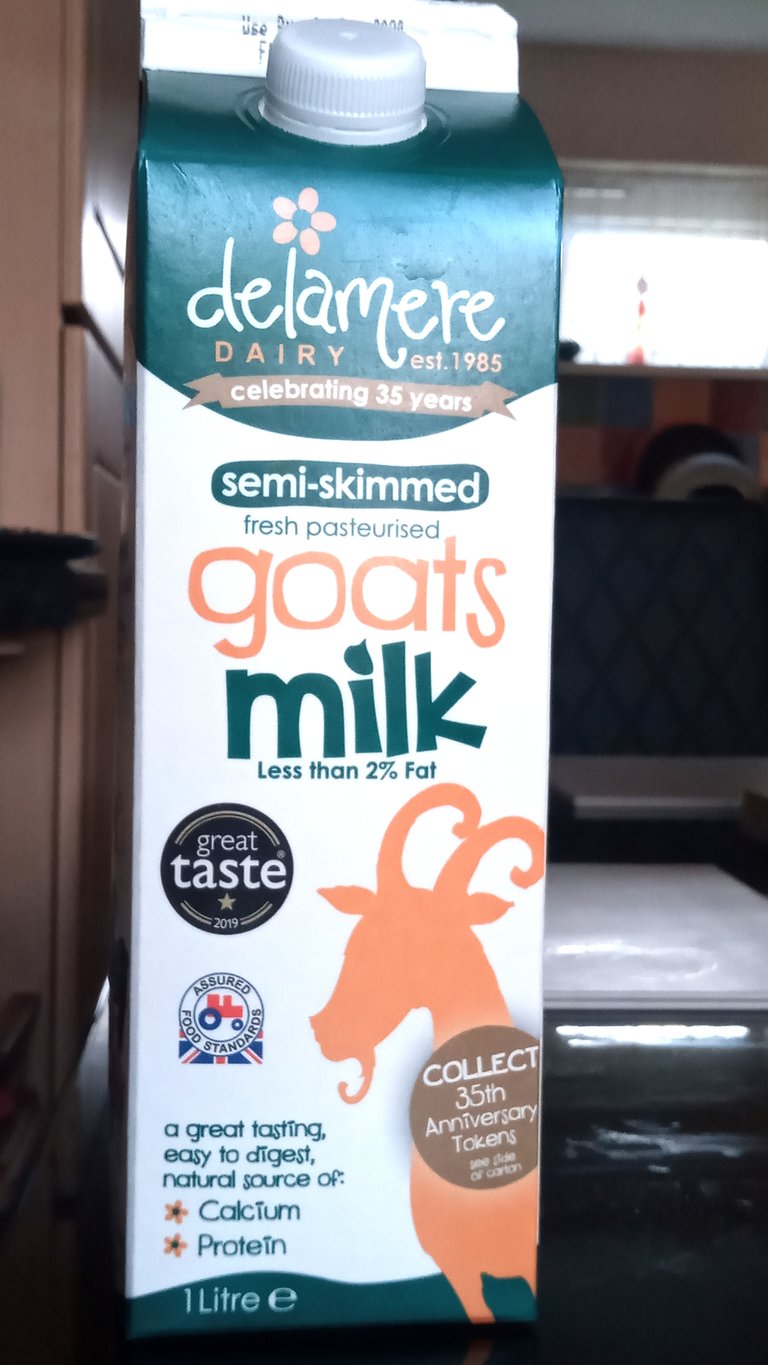 goat_milk_2.jpg