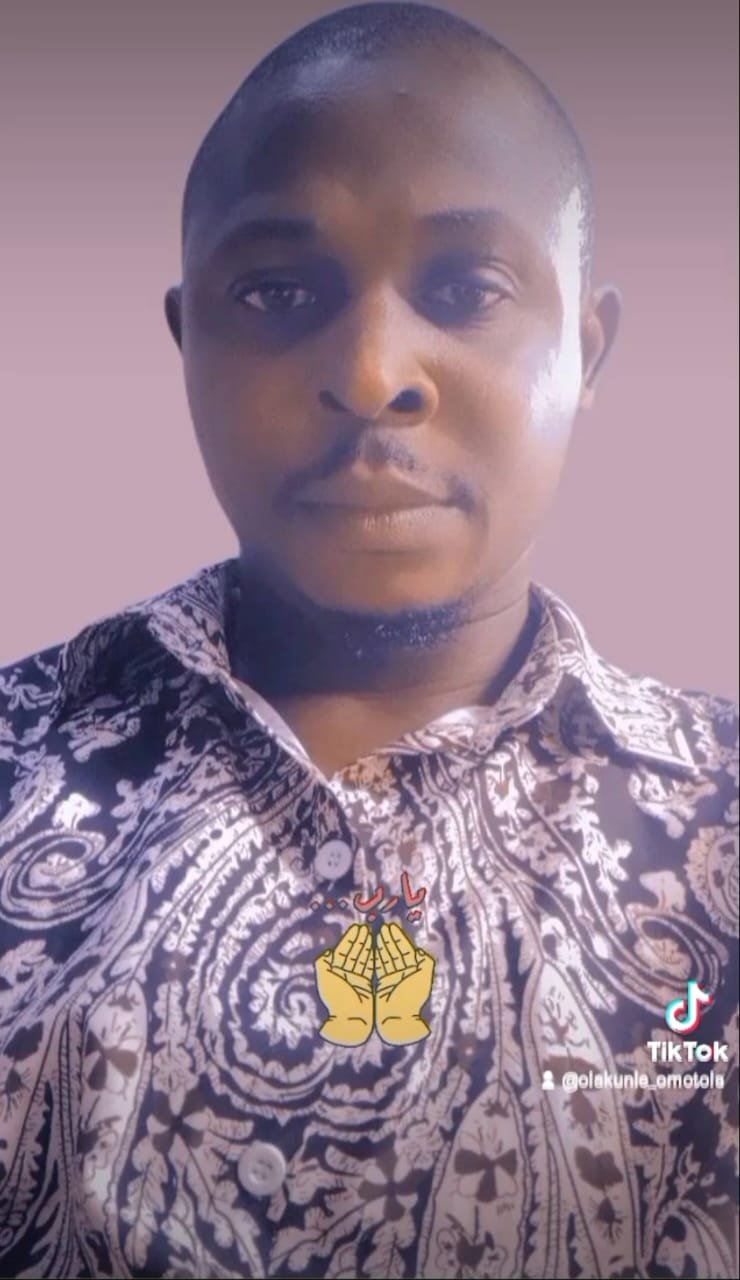 He Agreed To Declutter.