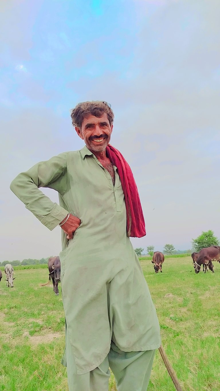 Poor people love always village life