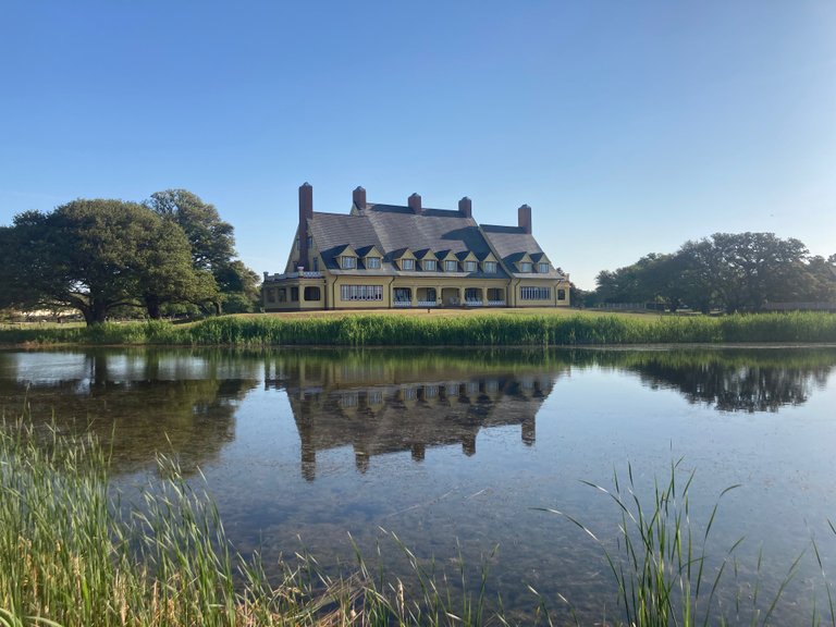 Whalehead Club