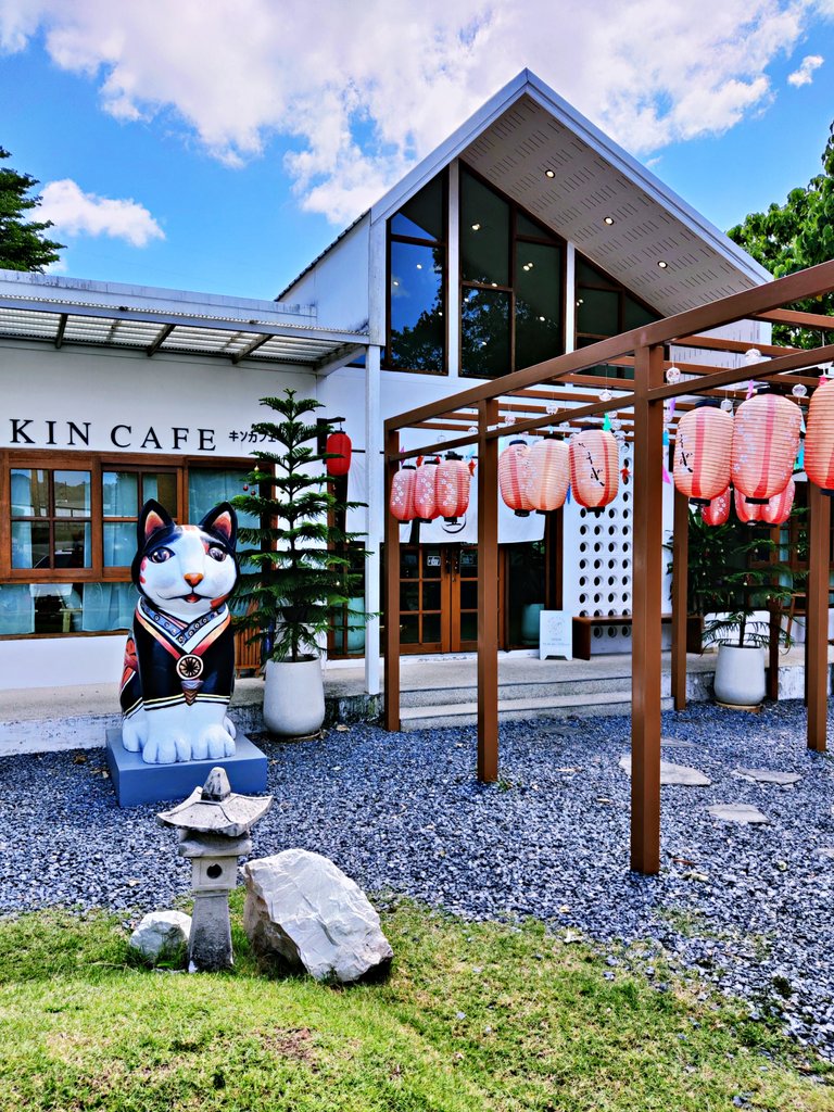 Kin Cafe