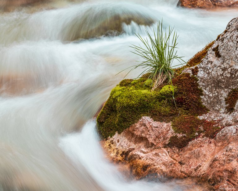 Water on the Rocks - Johann Piber