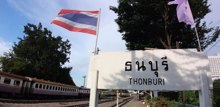 Thon%20Buri%20Railway%20Sation%20-%20June%202020%20-%20Samsung%20A9%20863.jpg