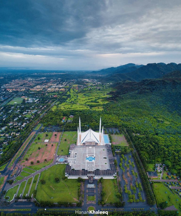 islamabad_faisal_mosque_.jpg