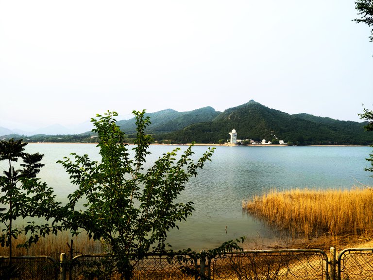 The Horn Of Huairu Lake: Remembering The Memory