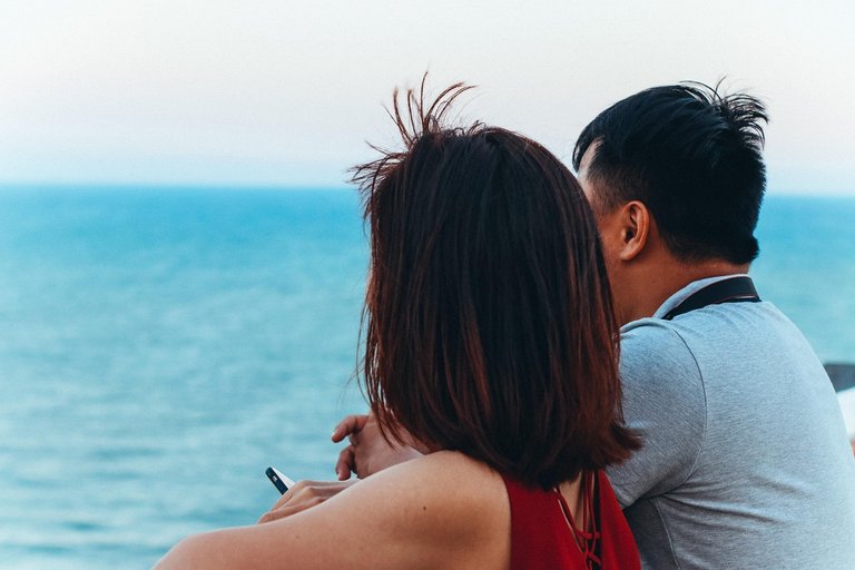 Can Love Survive Without Family’s Blessing?