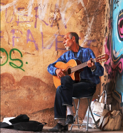 invisible people, a cigarette and Jorge the musician [EN/PT]