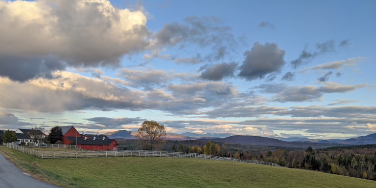 farmhouse_sky_crop.png