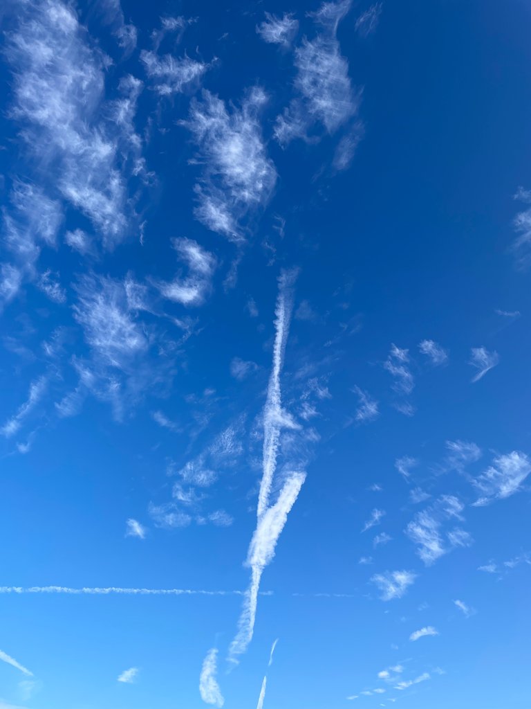 🩵💙 Just blue sky / Einfach blauer Himmel [ENG/GER]