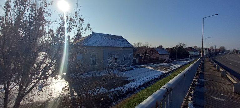 img_0.5255405362430192.jpg
