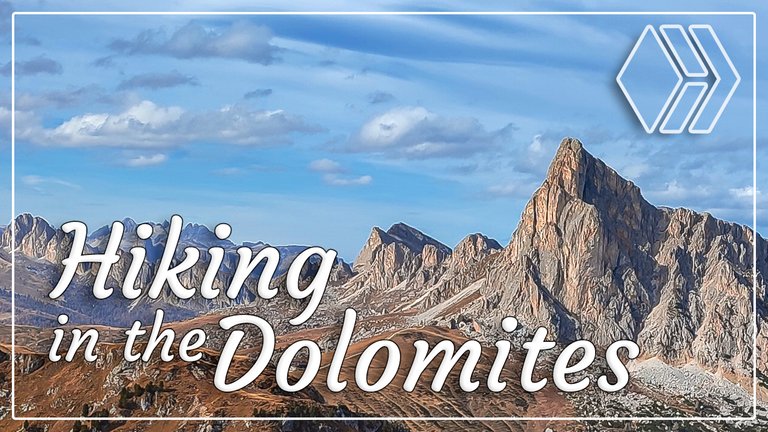 Hiking in the Dolomites: Passo di Giau to Lago Federa - Johann Piber