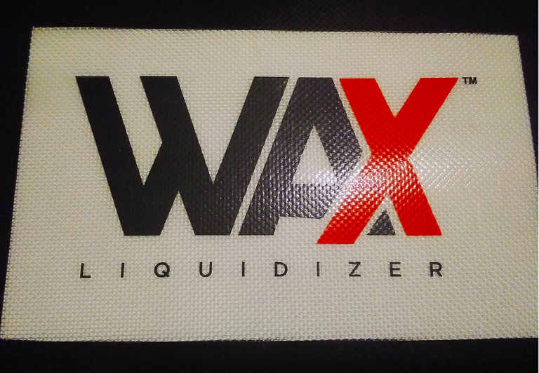 wax_liquidezer_mat.png