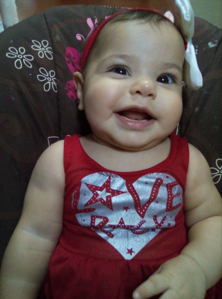 Mi hija sonriente