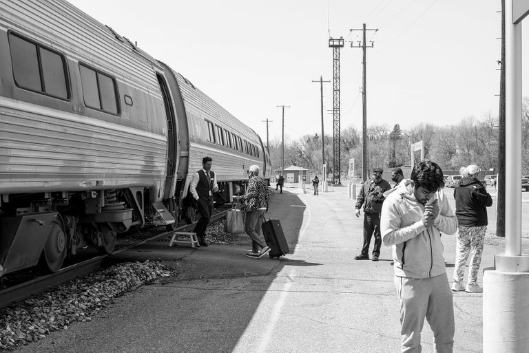 amtrak_smoke_break_boarding_copy.jpg