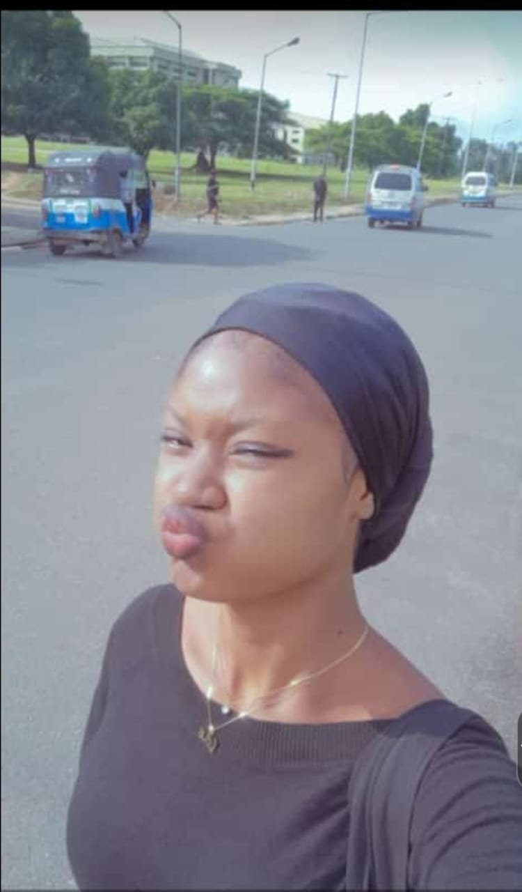 Applaud Me,Favour Requested