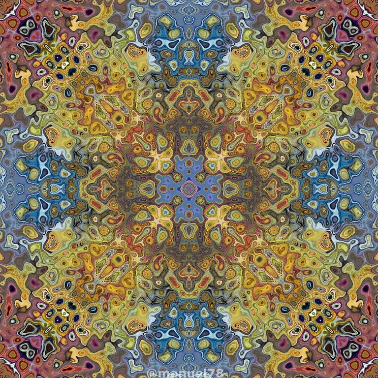 imgonline_com_ua_kaleidoscope_vowi1jt8ysrcwp3h.jpg