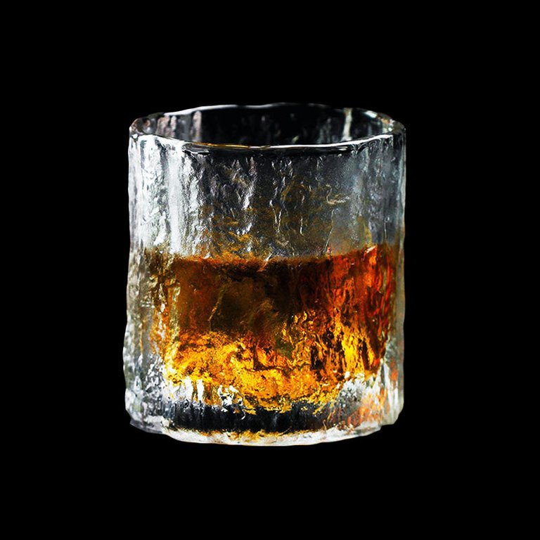 hatsuyuki_rock_glass_tumbler_whiskey_whisky_glass_1_800x.jpg