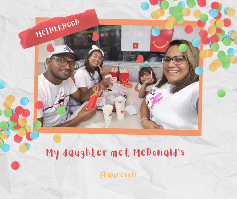 My little girl visited McDonald's for the first time//Mi niña pequeña visitó Macdonals por primera vez(ENG/ESP)