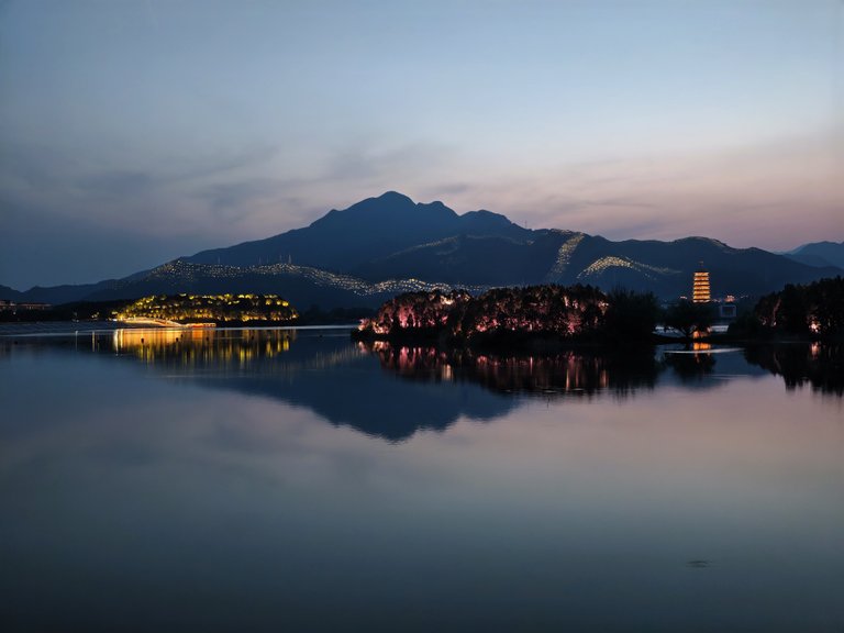 Evening Photography On The Baeutiful Dam Of Yanqihu Lake