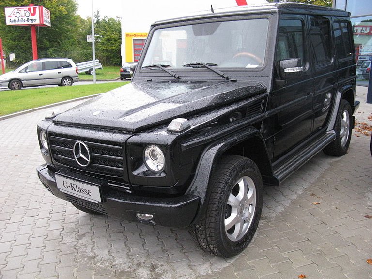 mercedes_benz_gel_ndewagen_8180696735_.jpg