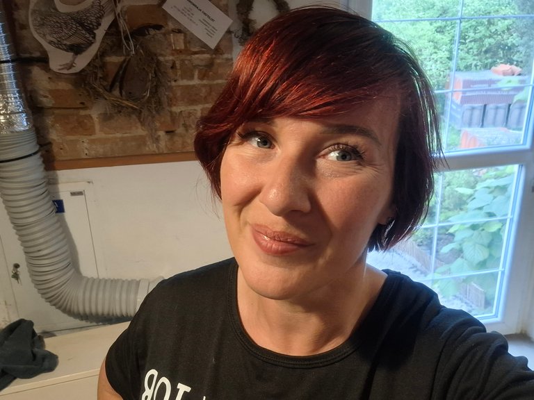Unfiltered Parenthood – Somewhere Between a Sandwich and an Existential Crisis/Rodzicielstwo bez filtra – pomiędzy kanapką a kryzysem egzystencjalnym