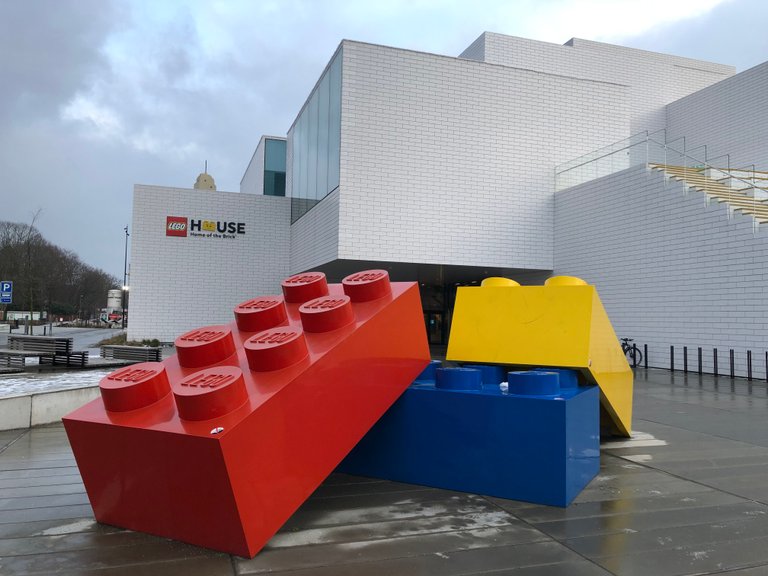 3 Oversized LEGO Bricks in front of the main entrance
