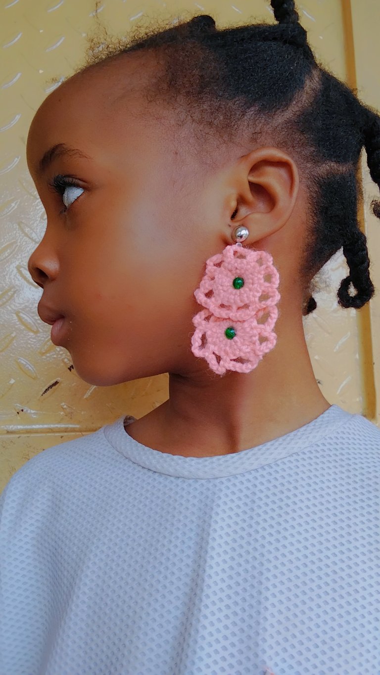 I knitted an earing for myself