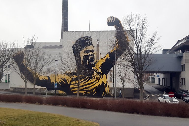 STREET ART #171 – Wall art in Bryne, Norway