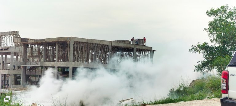 Application of smoke for mosquito control in construction projects 