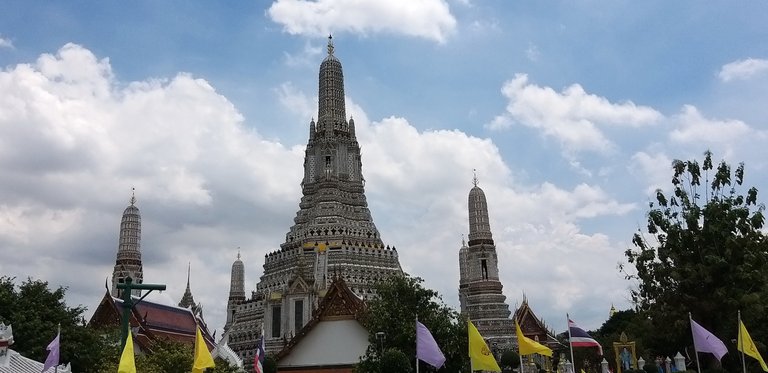 thon_buri_railway_sation_june_2020_samsung_a9_530.jpg