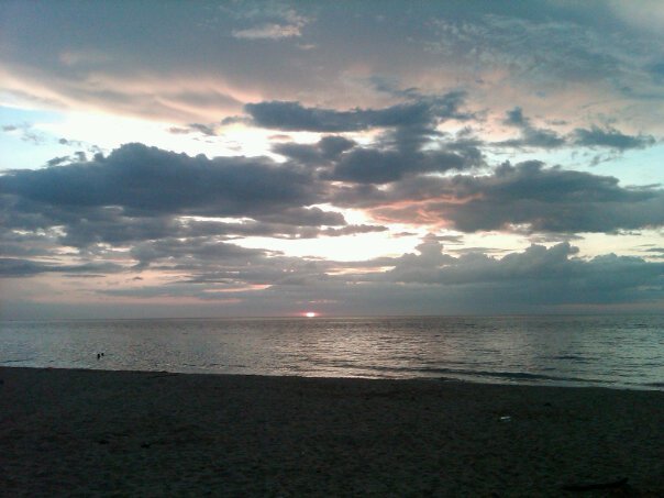 atardecer_playa_san_luis.jpg