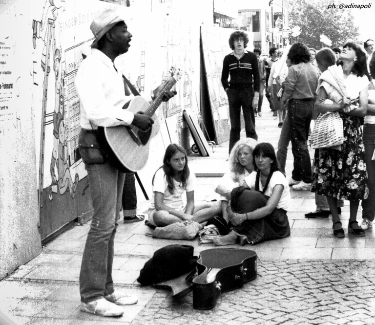 Busker all around the world PHOTOGRAPHY contest // ROUND #4