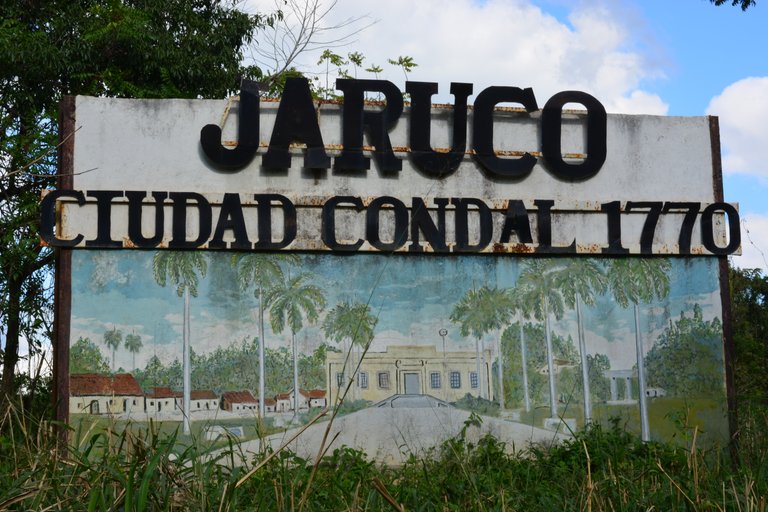 Cartel en la carretera a Jaruco