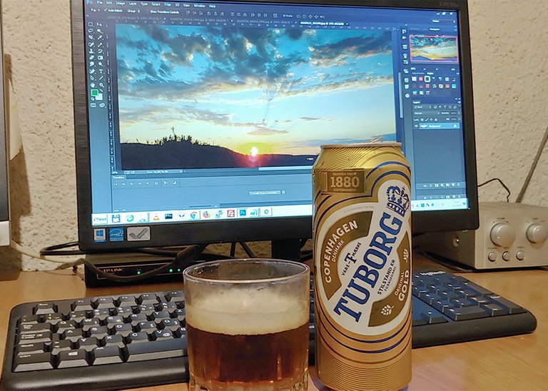 tuborg2.jpg