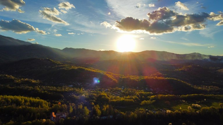 Bulgaria and its beauties 🇧🇬 View of Stara Planina and Mount Botev from the town of Apriltsi, Vidima quarter