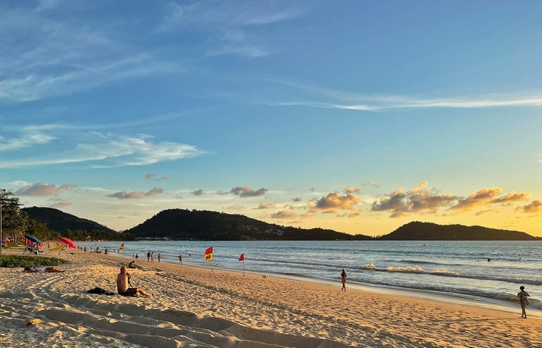 phuket_1.jpg