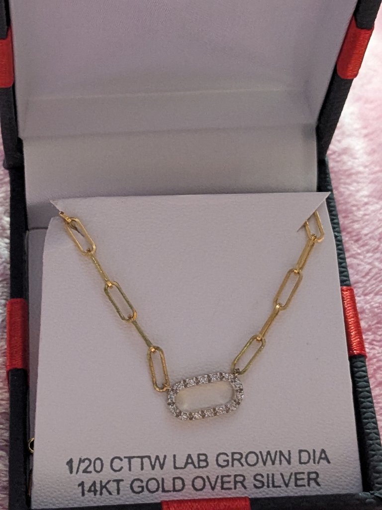 Paperclip chain pendant