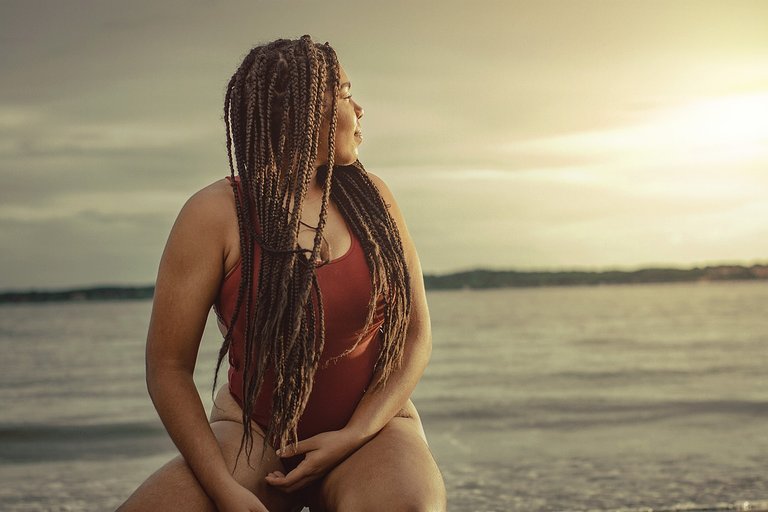 ACCEPTING OUR PHYSICAL APPEARANCE WITHOUT SELF DOUBT .