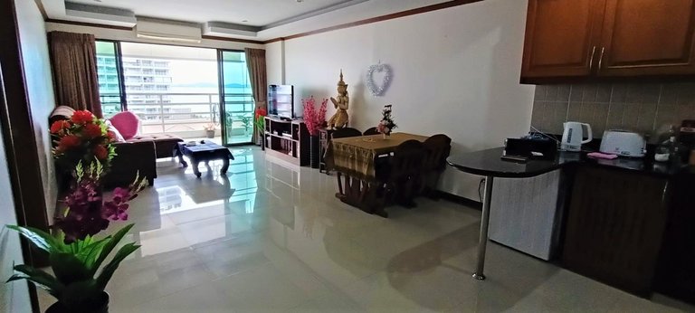 jomtien_new_home_living_areas.jpg