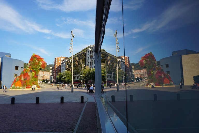 Tall Tree And The Eye (Bilbao Guggenheim museum)