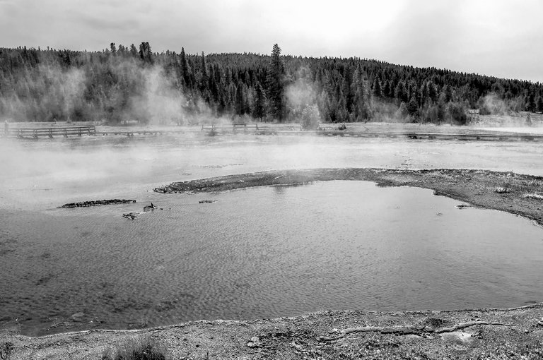 yellowstone_3.jpg