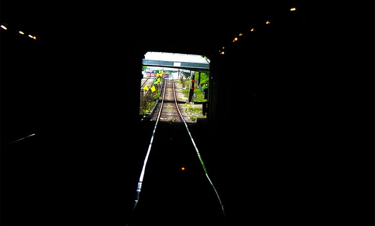 tunnel_end_light.jpg