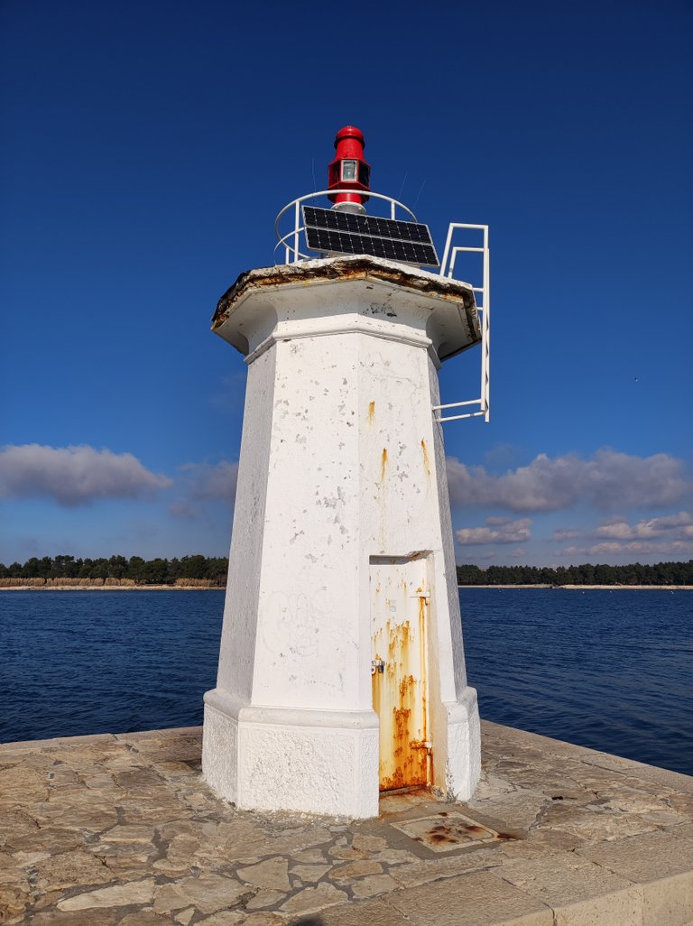 novigrad_lighthouse.jpg