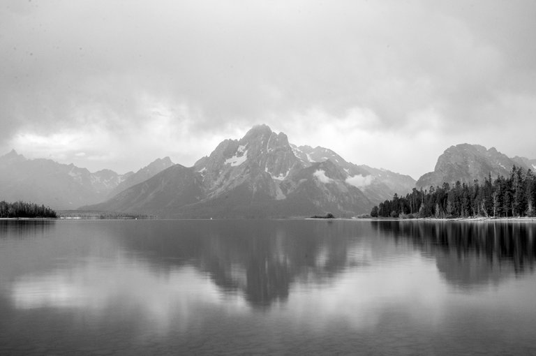 teton_reflection_1_bw.jpg