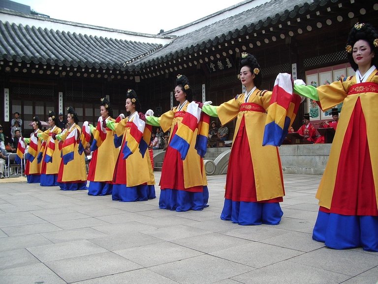 The Beauty of Hanbok
