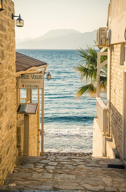[Source] (https://pixabay.com/photos/tavern-matala-crete-greece-pub-7411977/)