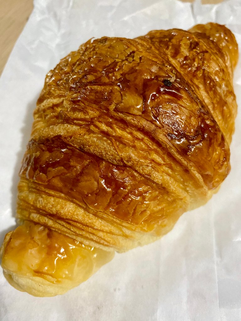 Croissant de mantequilla