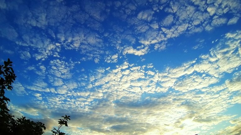 clouds_sunsets_and_beaches_kohsamui99_062.jpg